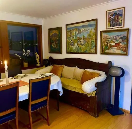 Med Panoramautsikt, Stor Uteplass Og 100 M Fra Badestrand * Bergen