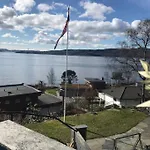 Med Panoramautsikt, Stor Uteplass Og 100 M Fra Badestrand * Bergen