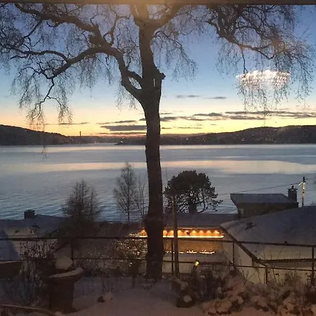 فيلة Villa Med Panoramautsikt, Stor Uteplass Og 100 M Fra Badestrand *