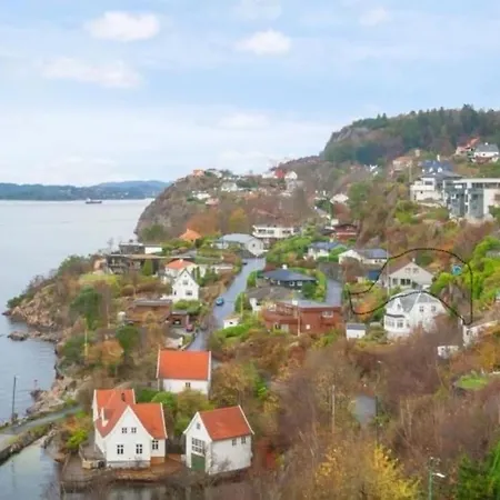 Med Panoramautsikt, Stor Uteplass Og 100 M Fra Badestrand Βίλα Μπέργκεν