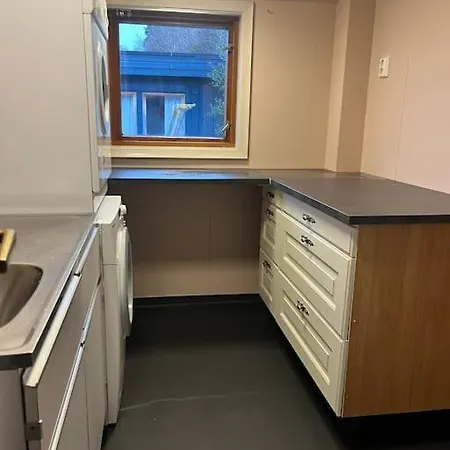 فيلة Villa Med Panoramautsikt, Stor Uteplass Og 100 M Fra Badestrand *