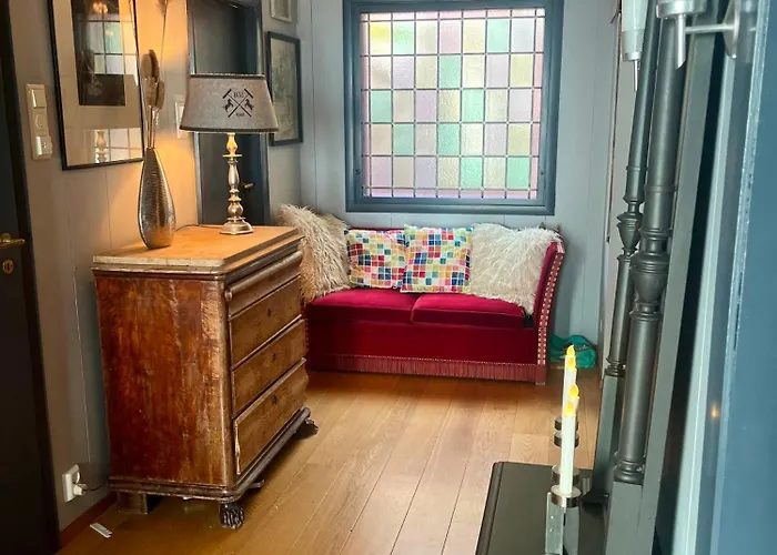 Вілла Med Panoramautsikt, Stor Uteplass Og 100 M Fra Badestrand *