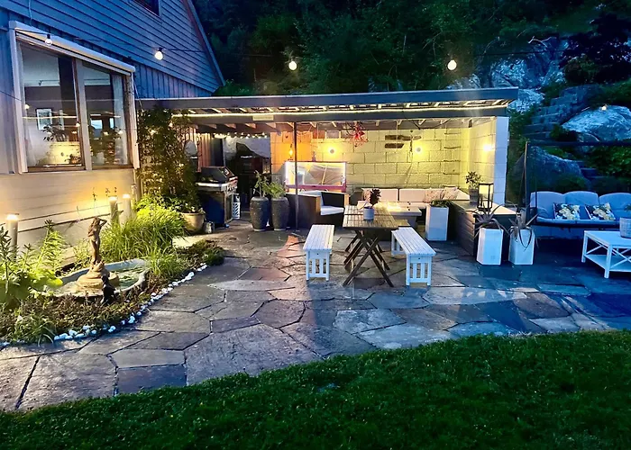 Med Panoramautsikt, Stor Uteplass Og 100 M Fra Badestrand Villa Bergen