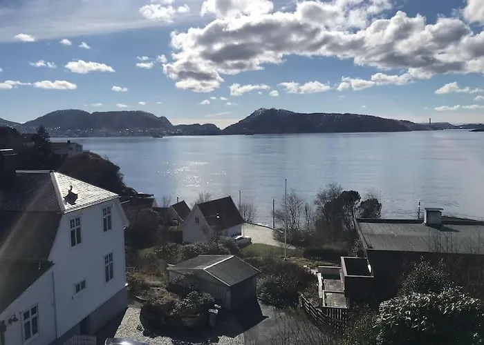 Med Panoramautsikt, Stor Uteplass Og 100 M Fra Badestrand 别墅 *