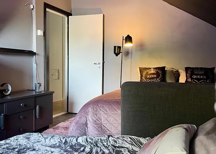 Med Panoramautsikt, Stor Uteplass Og 100 M Fra Badestrand 别墅 卑爾根